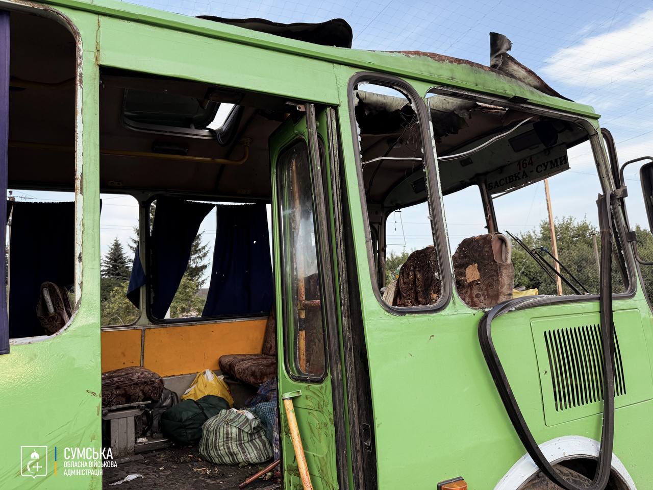 Армія РФ вдарила по цивільному автобусу на Сумщині