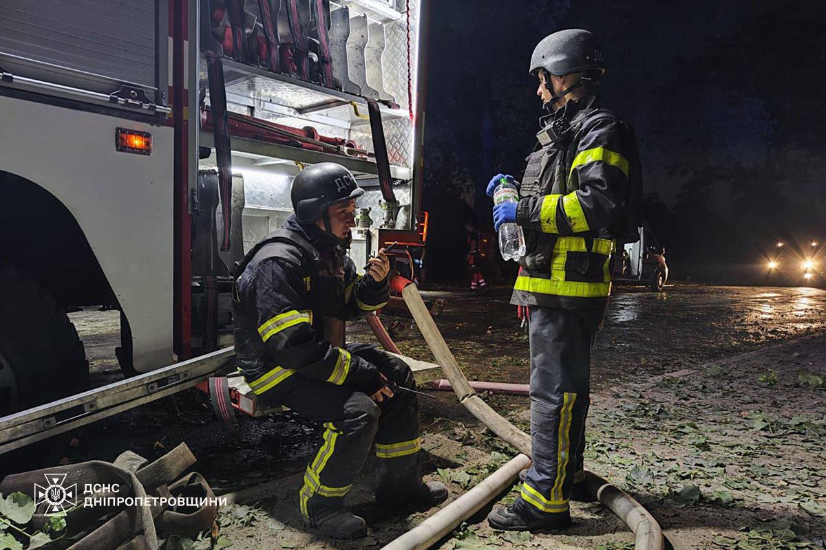 Рятувальники